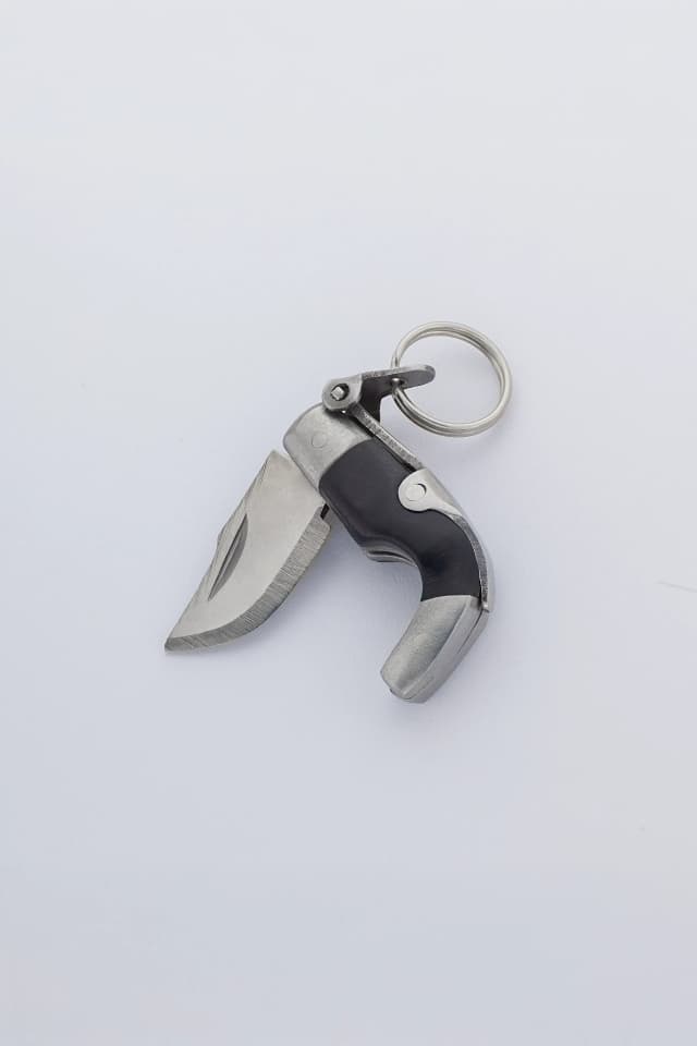 COLGANTE CUCHILLO NAVAJA CAPAORA MINI 4