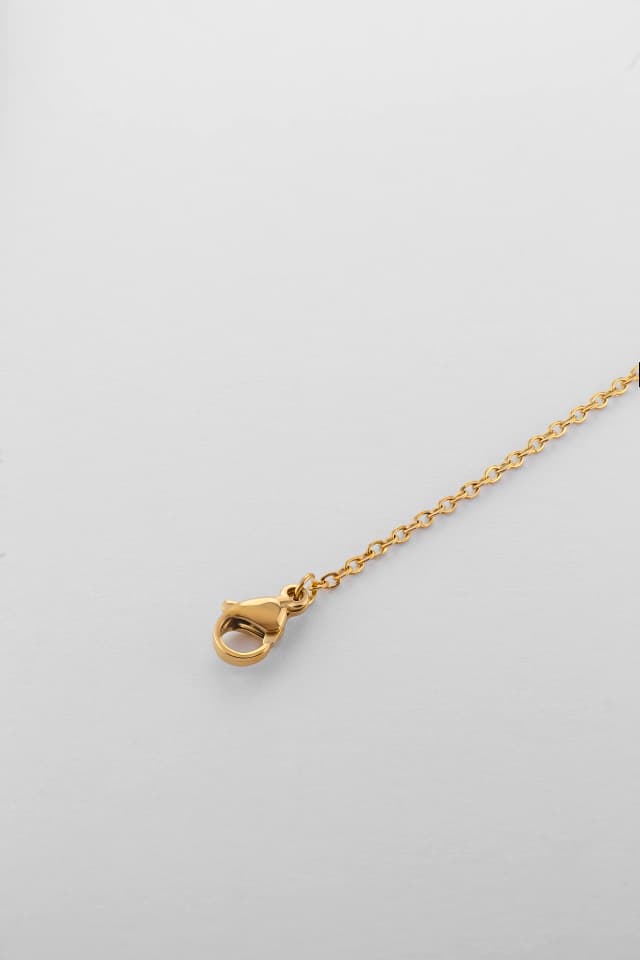 EL OJO QUE TODO LO VE 4