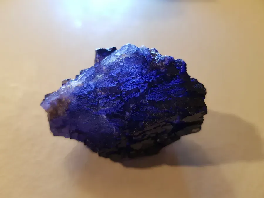La fluorita en joyería: química, colores, historia y cuidados