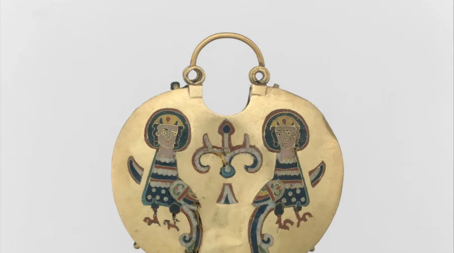 Amuletos y dioses eslavos en las joyas