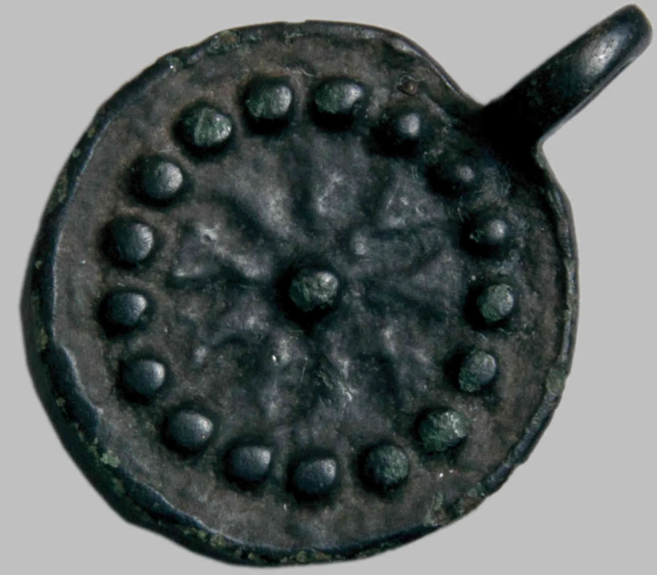 Svarog en joyería: el dios herrero eslavo, la estrella de Svarog y el fuego celeste