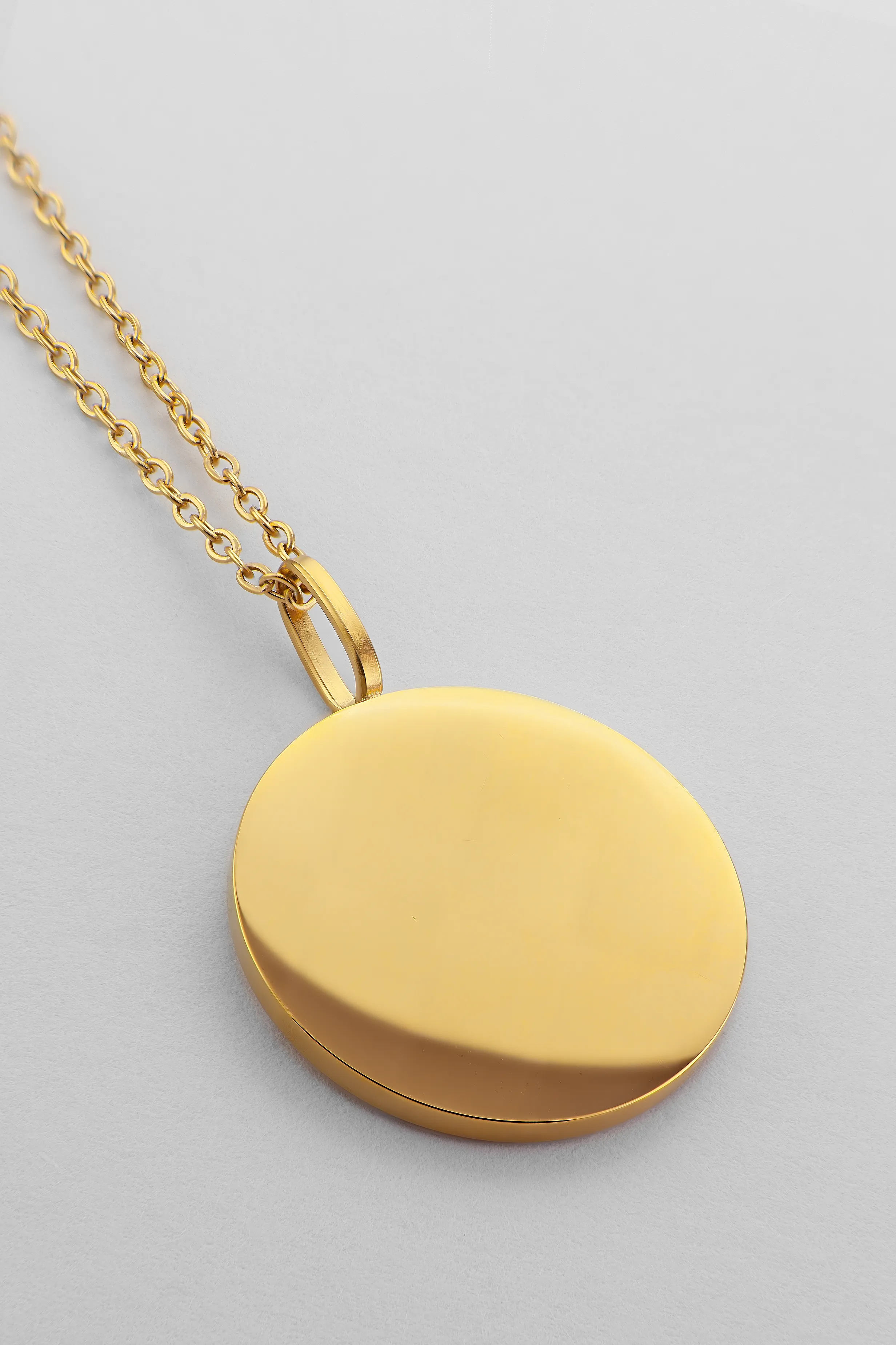 EL OJO QUE TODO LO VE 2