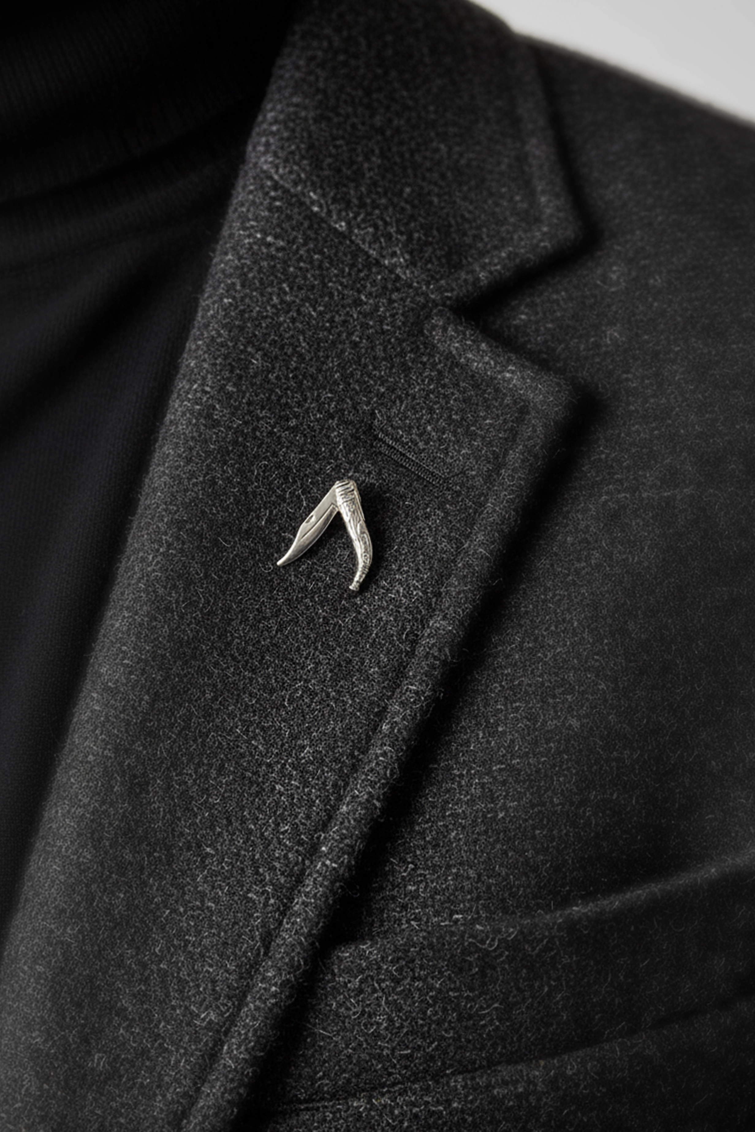 PIN NAVAJA MINIATURA 1